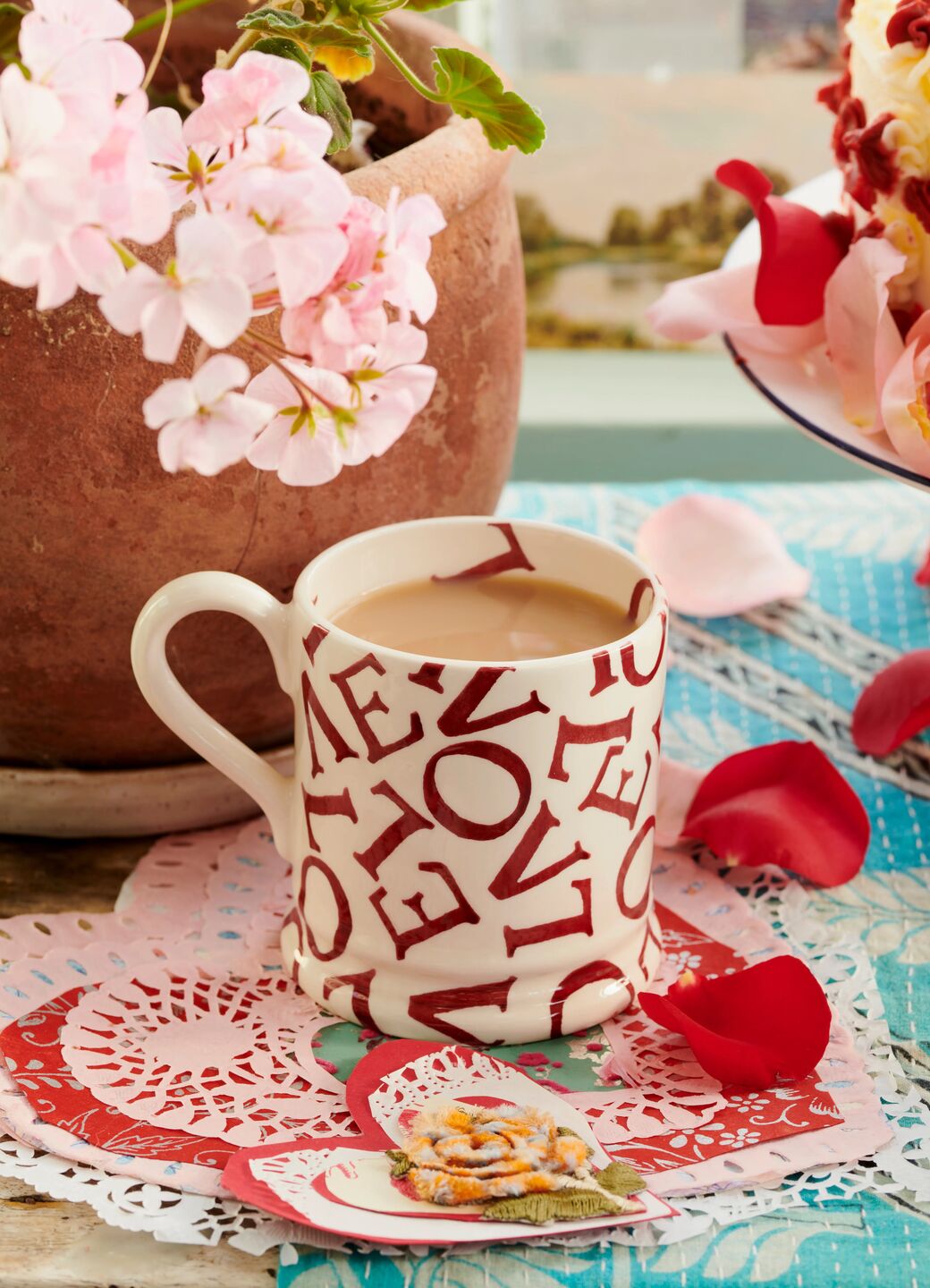 L.O.V.E  Polka Red 1/2 Pint Mug