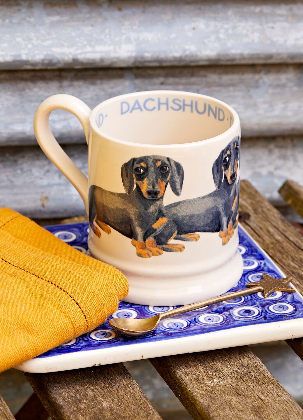 Seconds Dogs Black & Tan Dachshund 1/2 Pint Mug