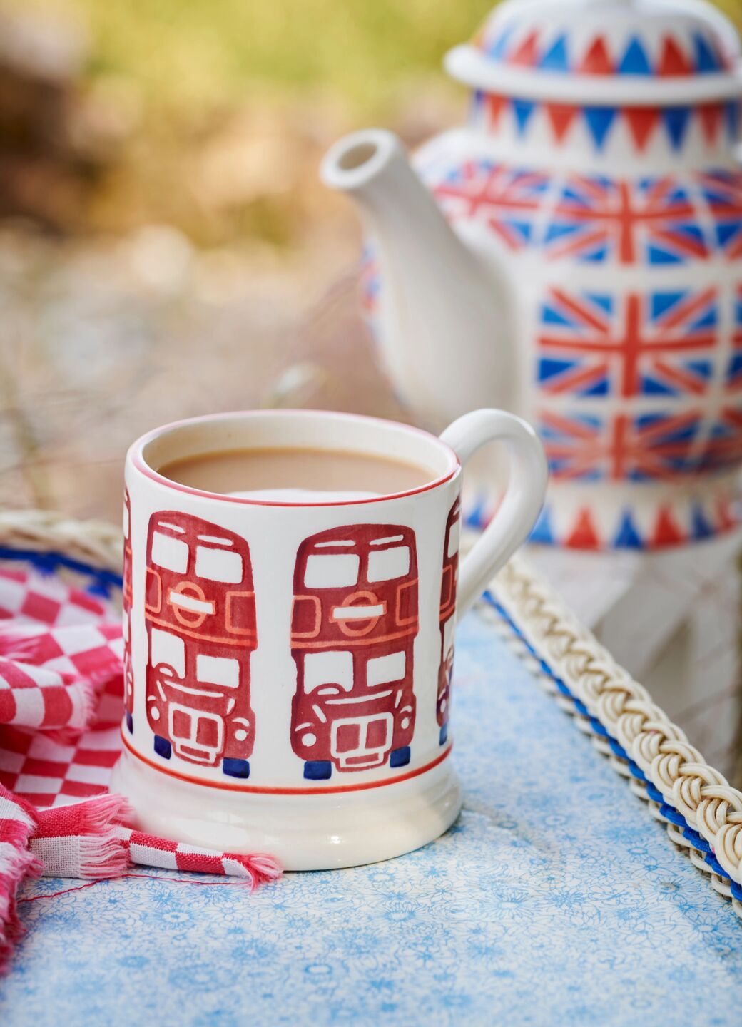 London Bus 1/2 Pint Mug