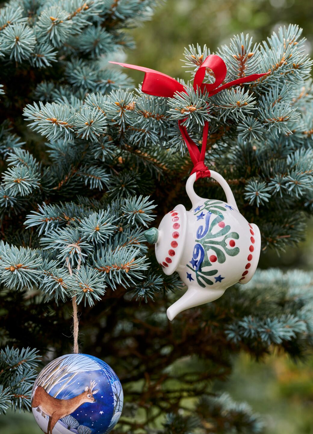 Mistletoe Tiny Teapot Decoration Boxed